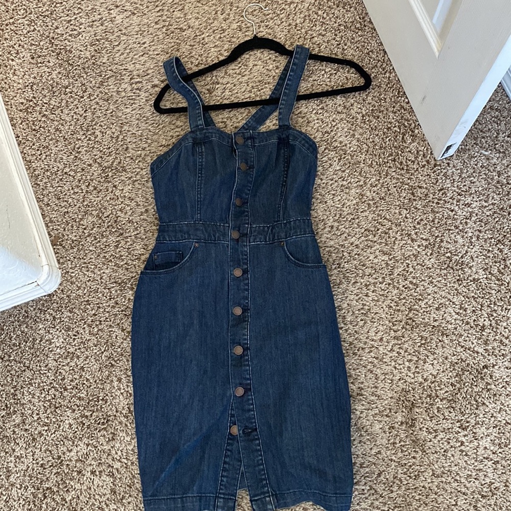 Universal thread Jean dress